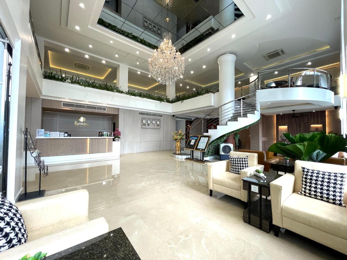 Harmony Phnom Penh Hotel מראה חיצוני תמונה