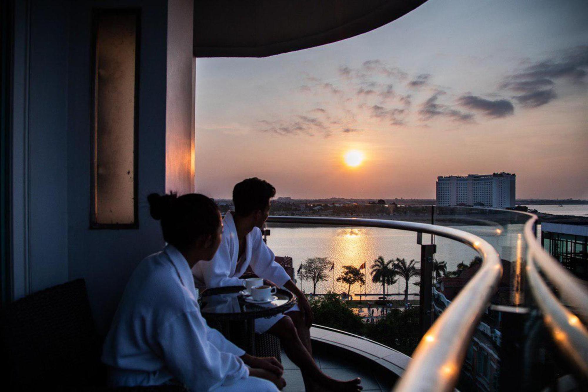 Harmony Phnom Penh Hotel מראה חיצוני תמונה