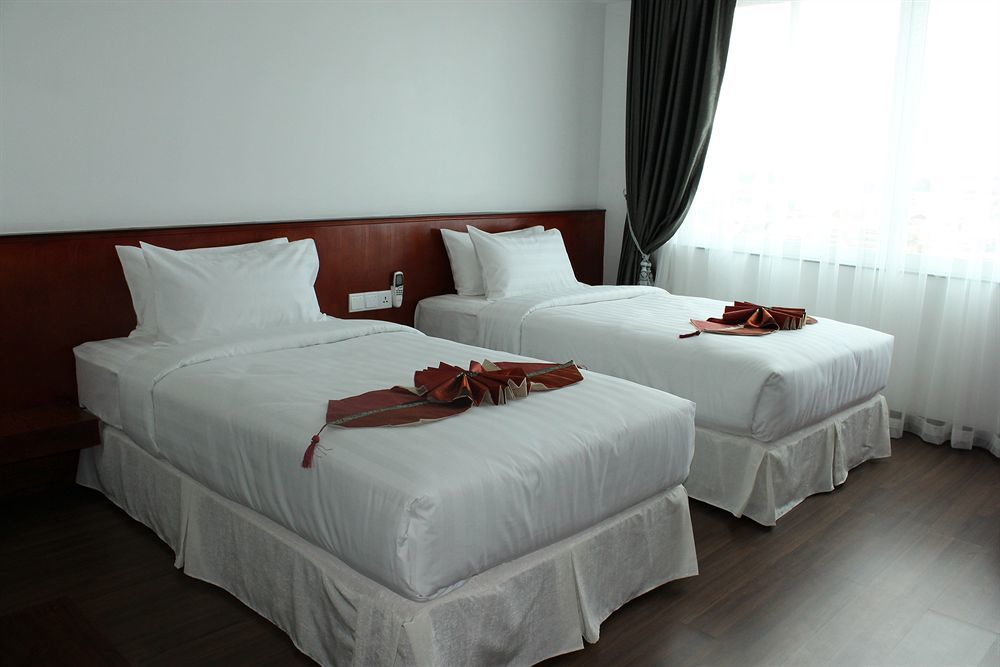 Harmony Phnom Penh Hotel מראה חיצוני תמונה